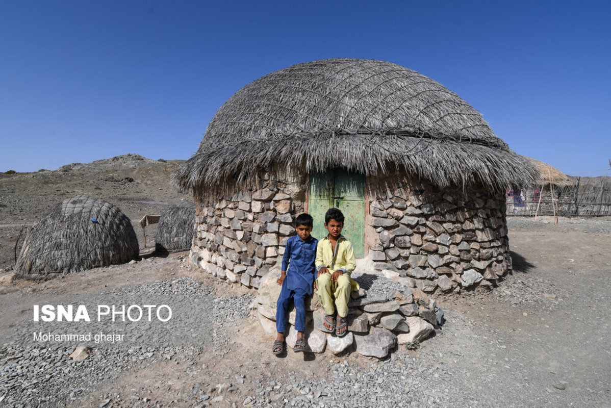 روستای کپرنشین بارگدان