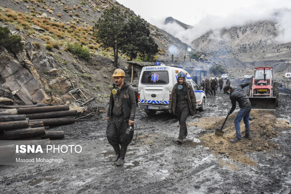چهارمین روز عملیات امداد و نجات کارگران معدن طزره