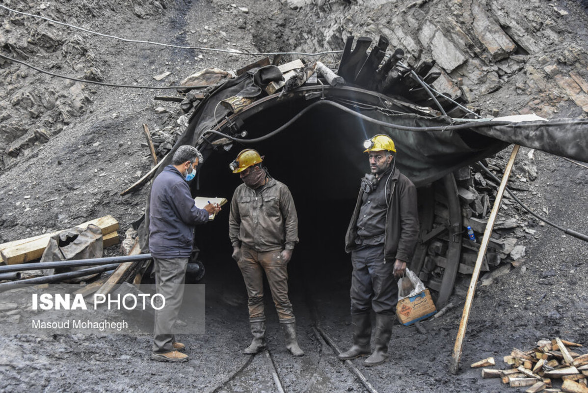 چهارمین روز عملیات امداد و نجات کارگران معدن طزره