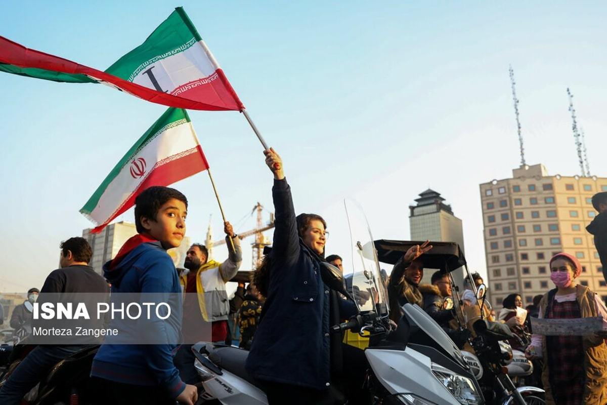 تصاویر متفاوت رسانه‌ها از شادمانی برای برد ایران