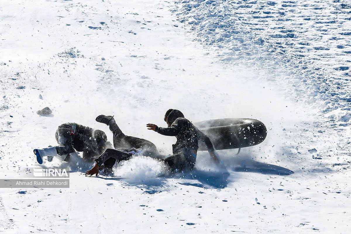 تفریحات جذاب در برف زمستان