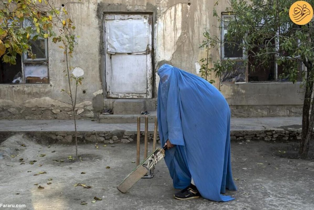  پوشش عجیب دختران ورزشکار افغان