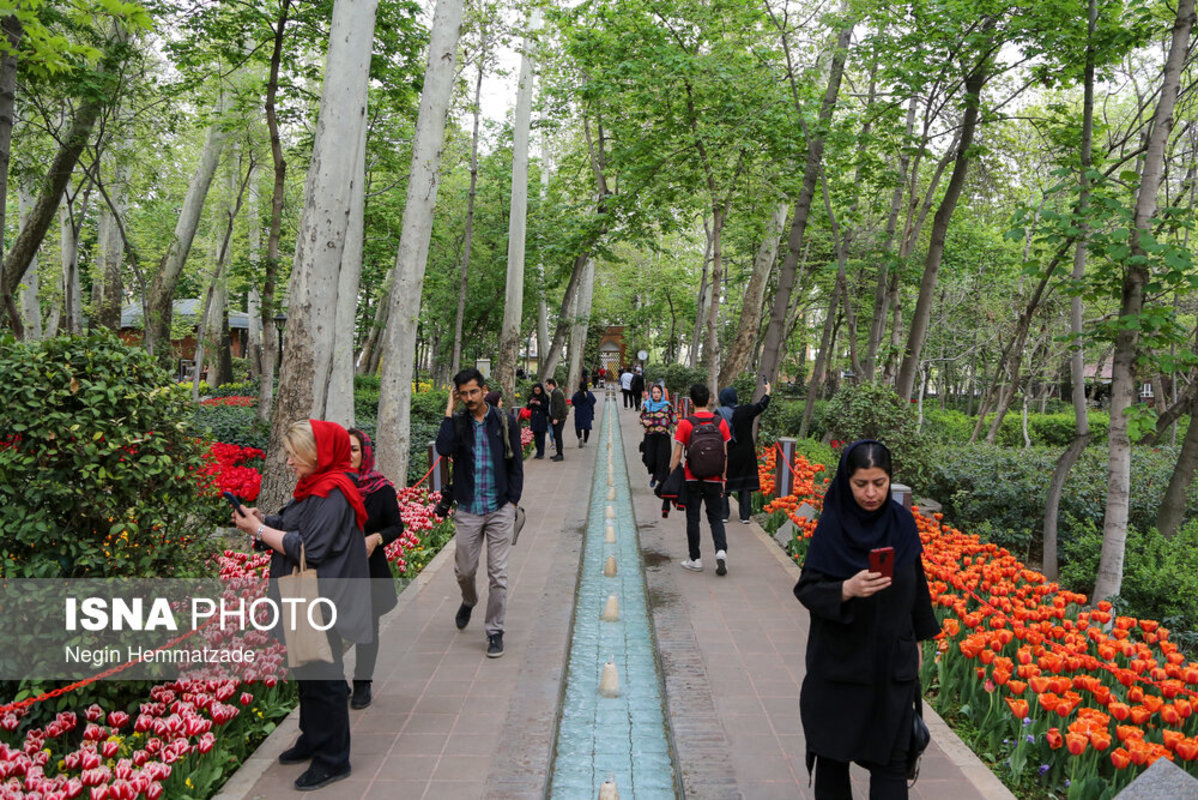 یک روز بهاری در بوستان باغ ایرانی