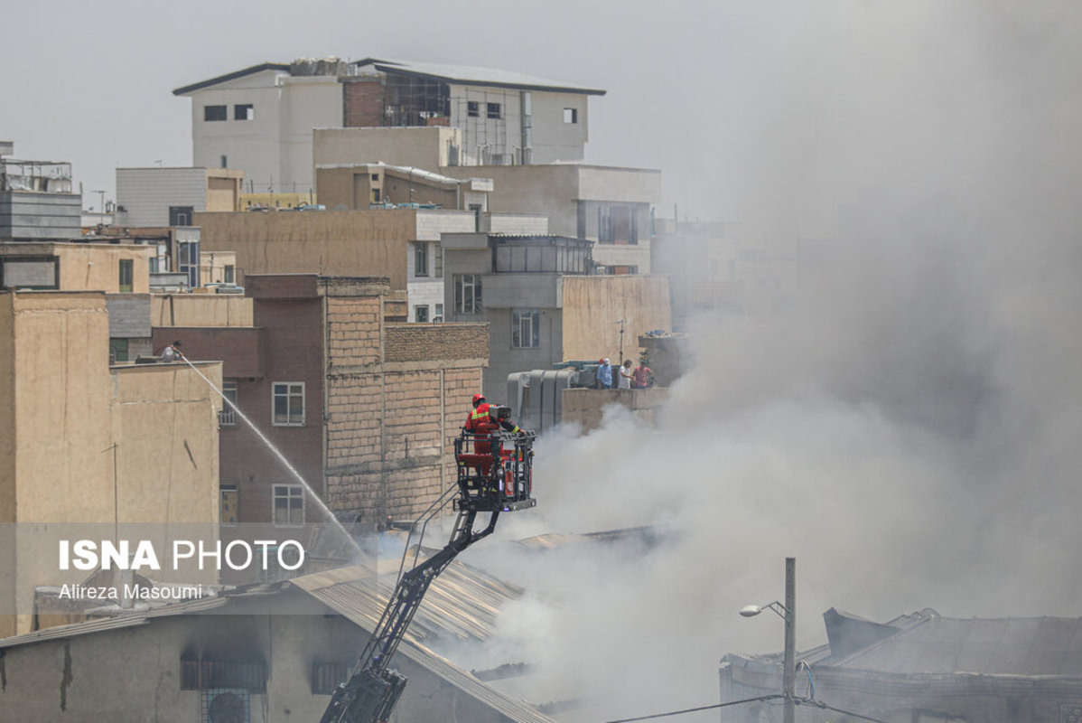 آتش‌سوزی گسترده در میدان رازی
