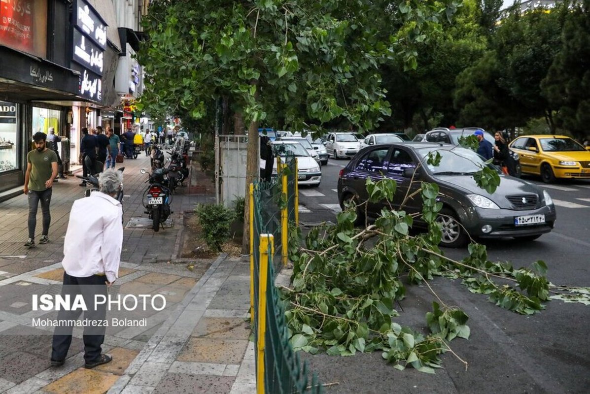  خسارات طوفان در تهران