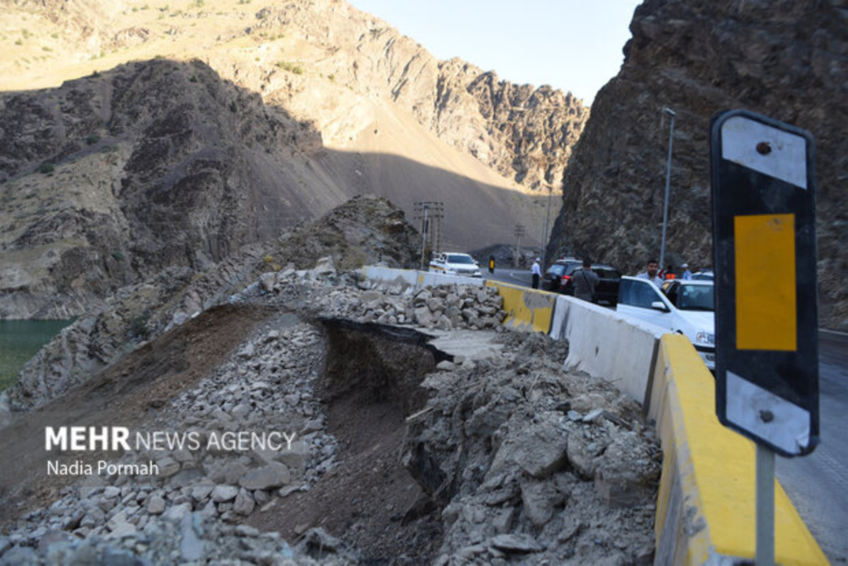 بازگشایی محور کرج - چالوس