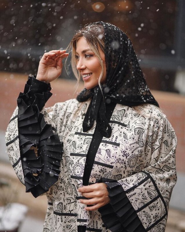 تصاویر جدید از استایل‌های زیبای همسر بهرام رادان