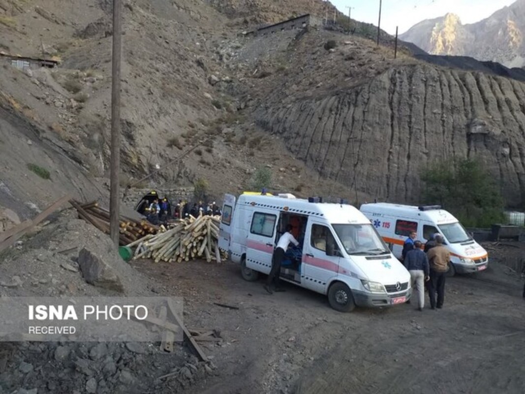 تصاویر دردناک از حادثه مرگبار انفجار معدنِ دامغان