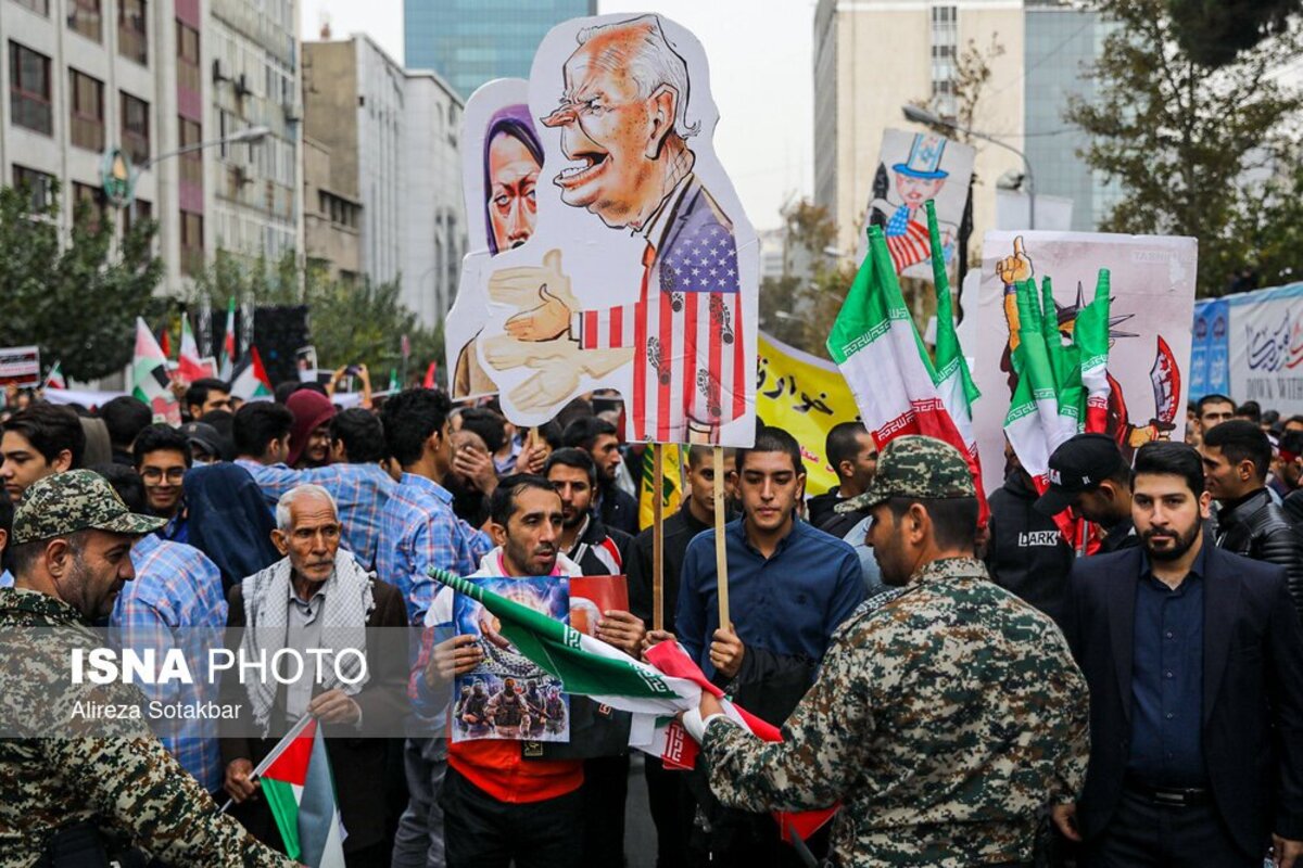 راهپیمایی ۱۳ آبان در تهران ر