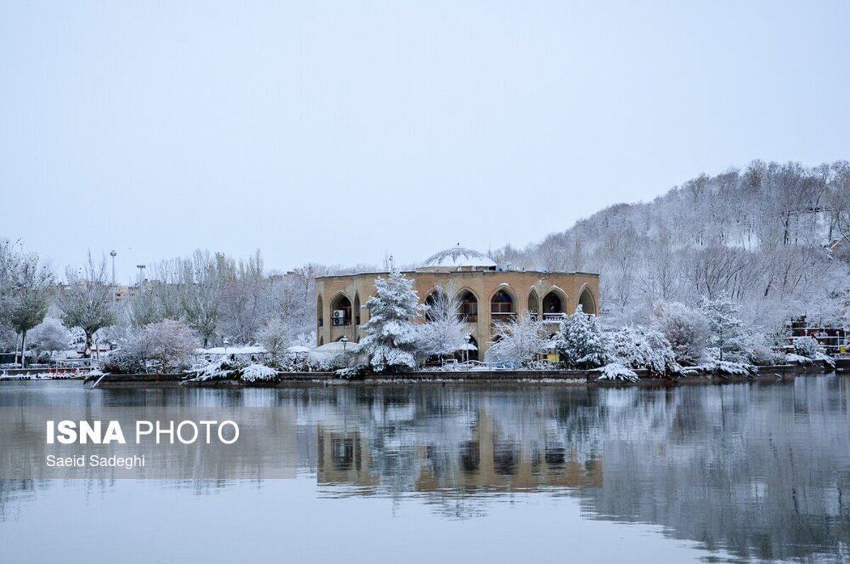 بارش اولین برف پاییزی در تبریز