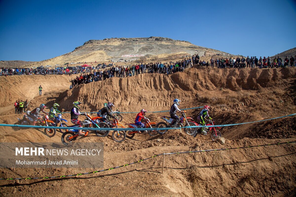 مسابقات موتورسواری «اندرو»