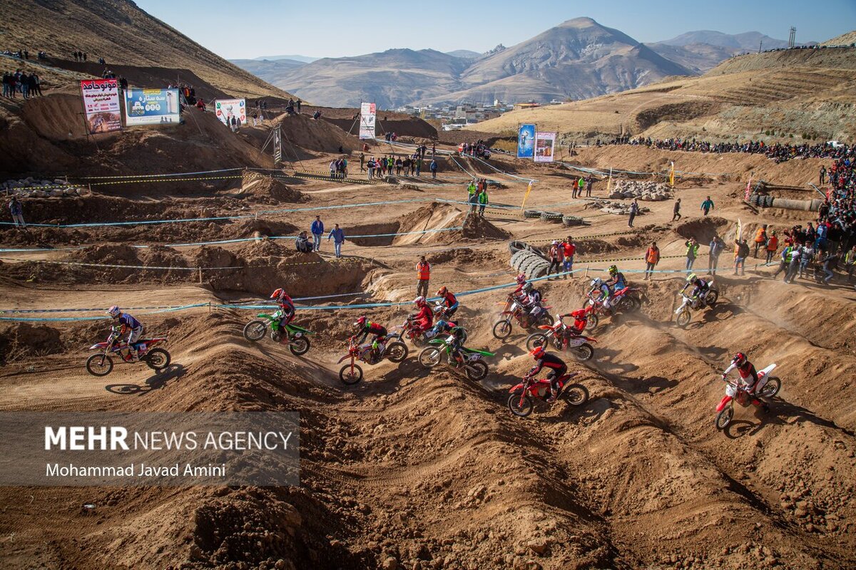 مسابقات موتورسواری «اندرو»