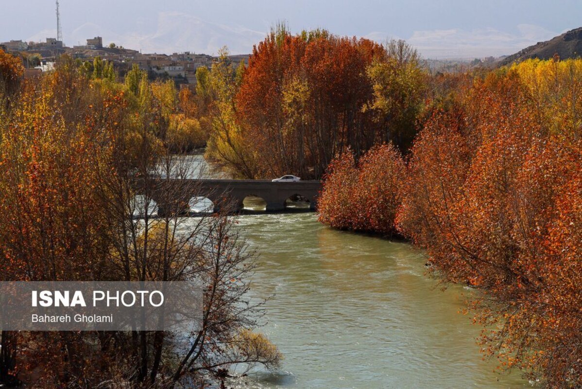 پاییز هزار رنگ اصفهان