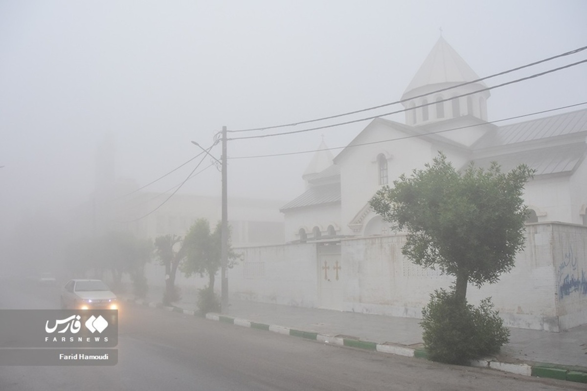 مه صبحگاهی در آبادان