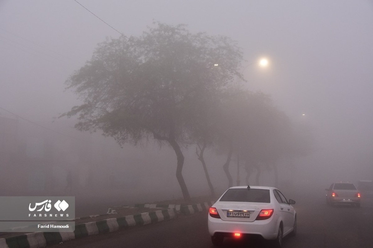 مه صبحگاهی در آبادان