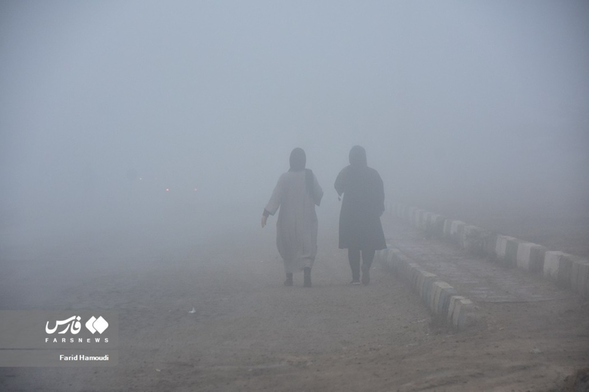 مه صبحگاهی در آبادان