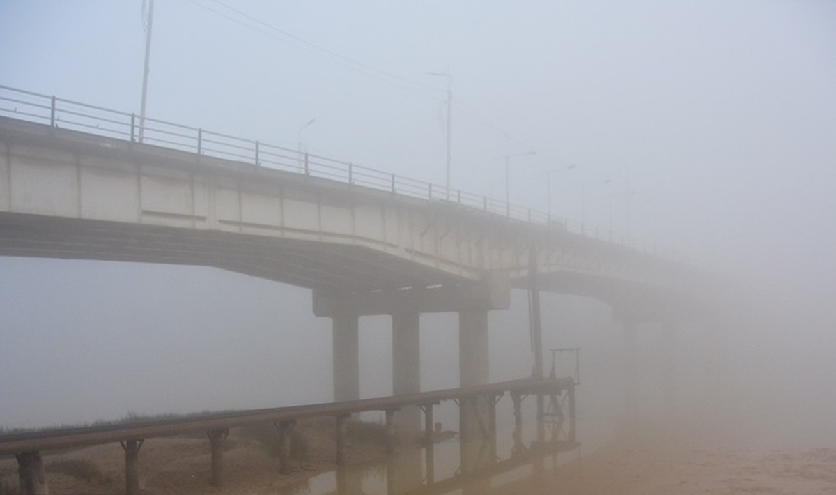 مه صبحگاهی در آبادان