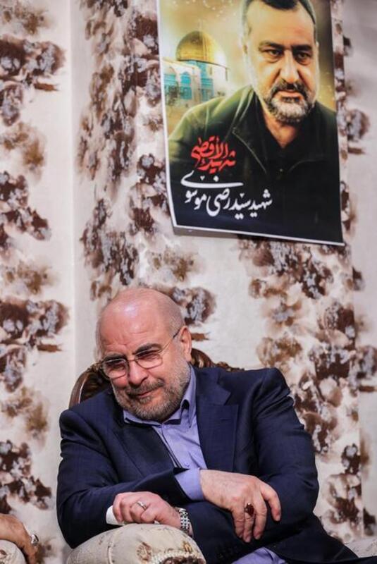 حضور قالیباف در منزل شهید سید رضی موسوی