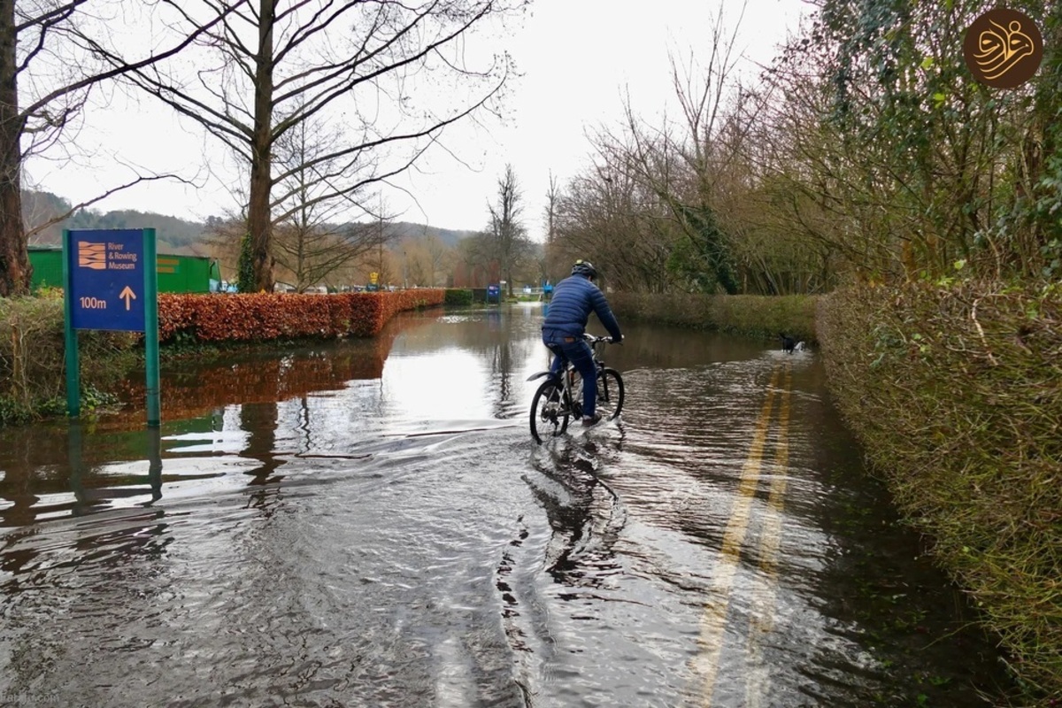 سیل در سراسر انگلیس