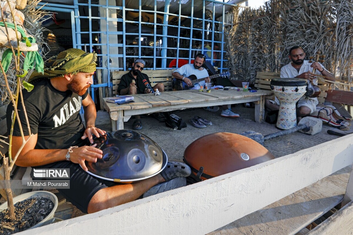 سفر به هِنگام