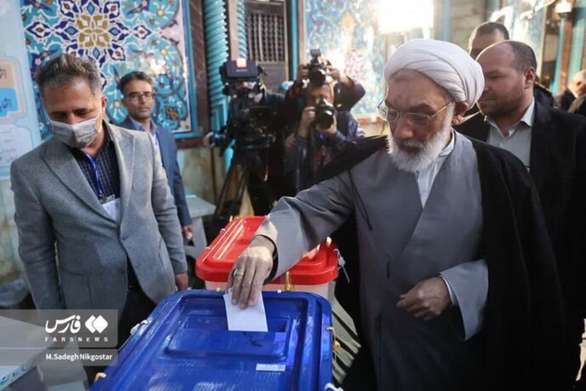 حواشی انتخابات ۱۴۰۲ در حسینیه ارشاد