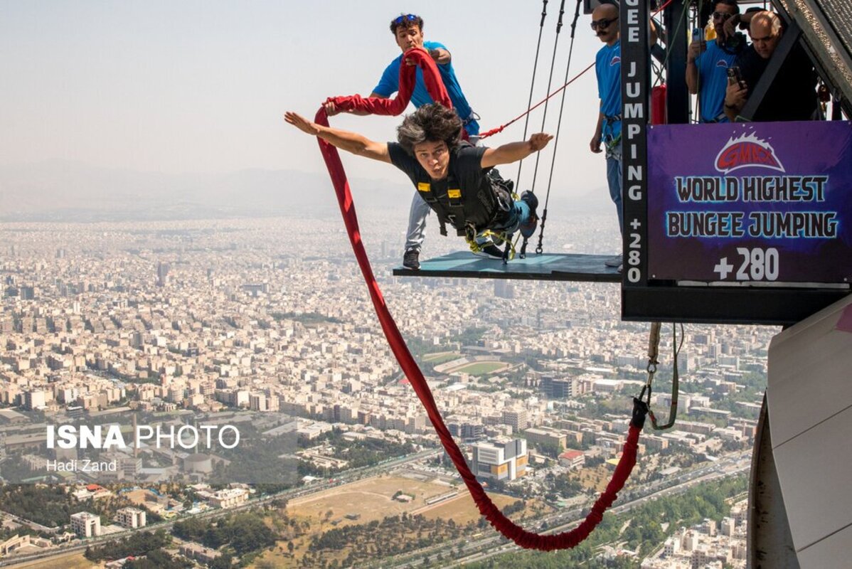 افتتاح بلندترین سکوی بانجی جامپینگ دنیا