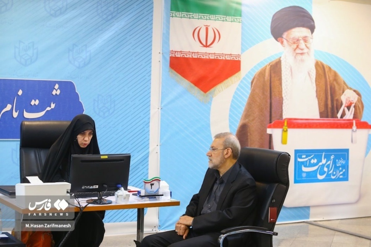  ژست‌های علی لاریجانی در وزارت کشور 