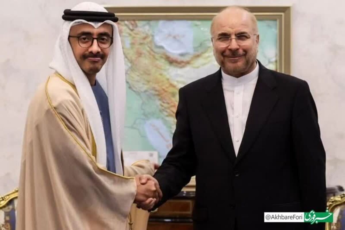 تصویری معنادار از وزیر خارجه امارات مقابل عبارت خلیج فارس در نقشه ایران در دیدار با قالیباف رئیس مجلس 
