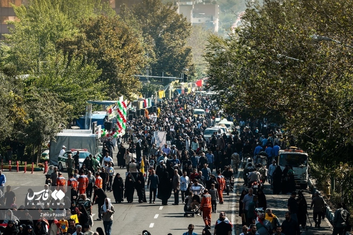 حال‌وهوای نماز جمعه تهران به امامت رهبر انقلاب 