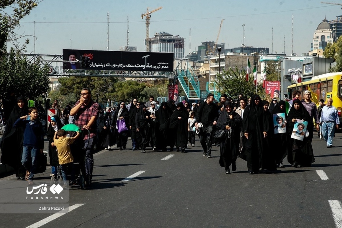 حال‌وهوای نماز جمعه تهران به امامت رهبر انقلاب 