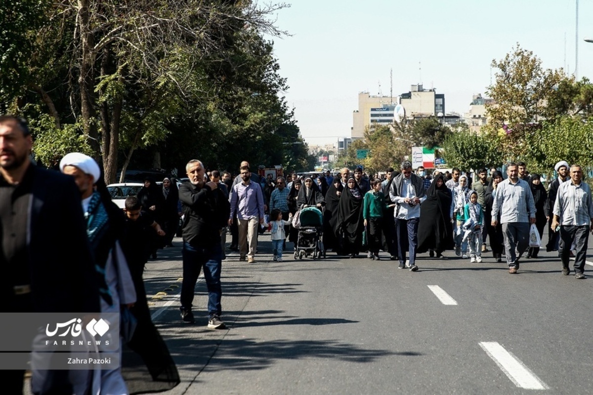 حال‌وهوای نماز جمعه تهران به امامت رهبر انقلاب 