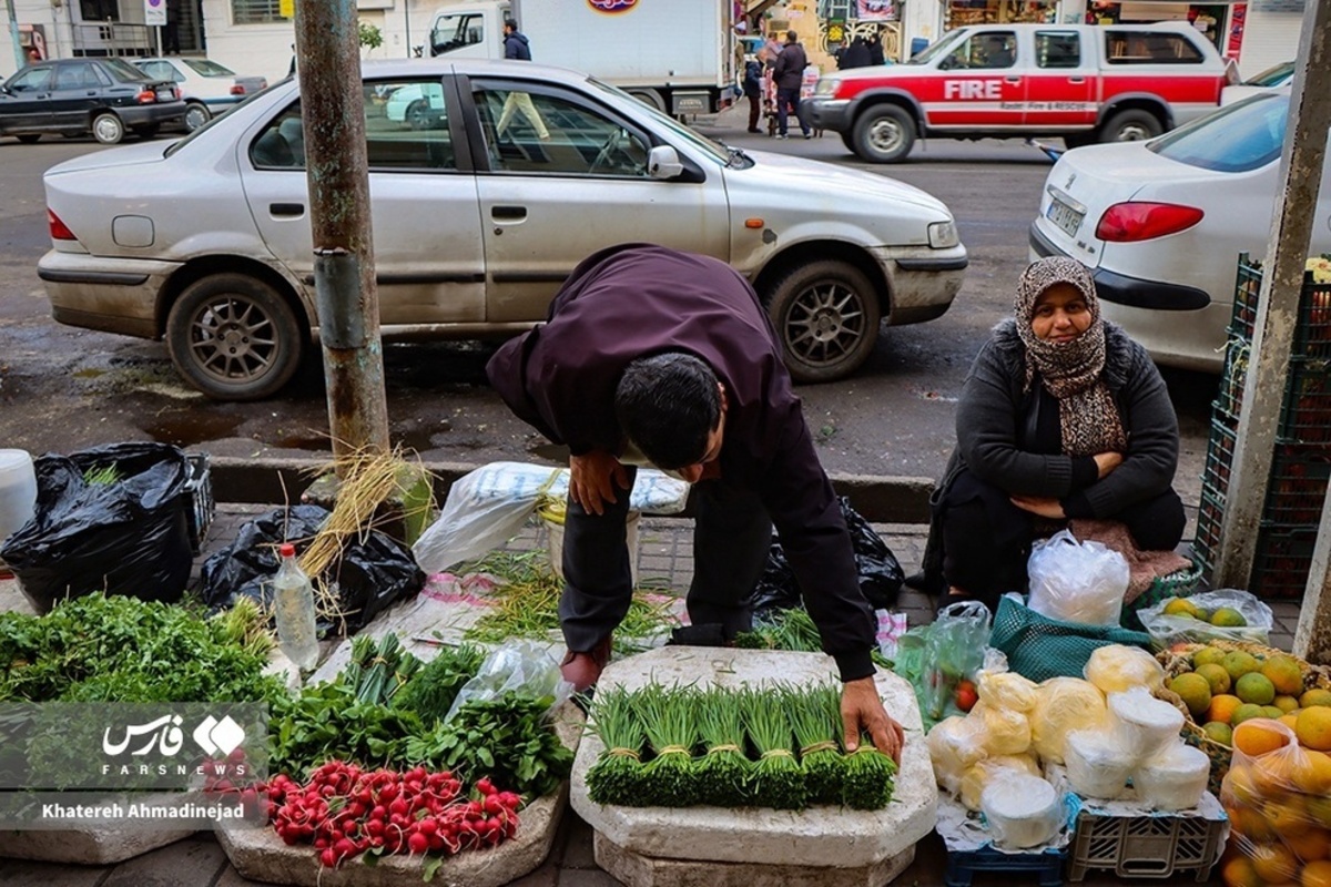 بازار روز رشت یکی از بزرگترین بازار‌های رو باز کشور