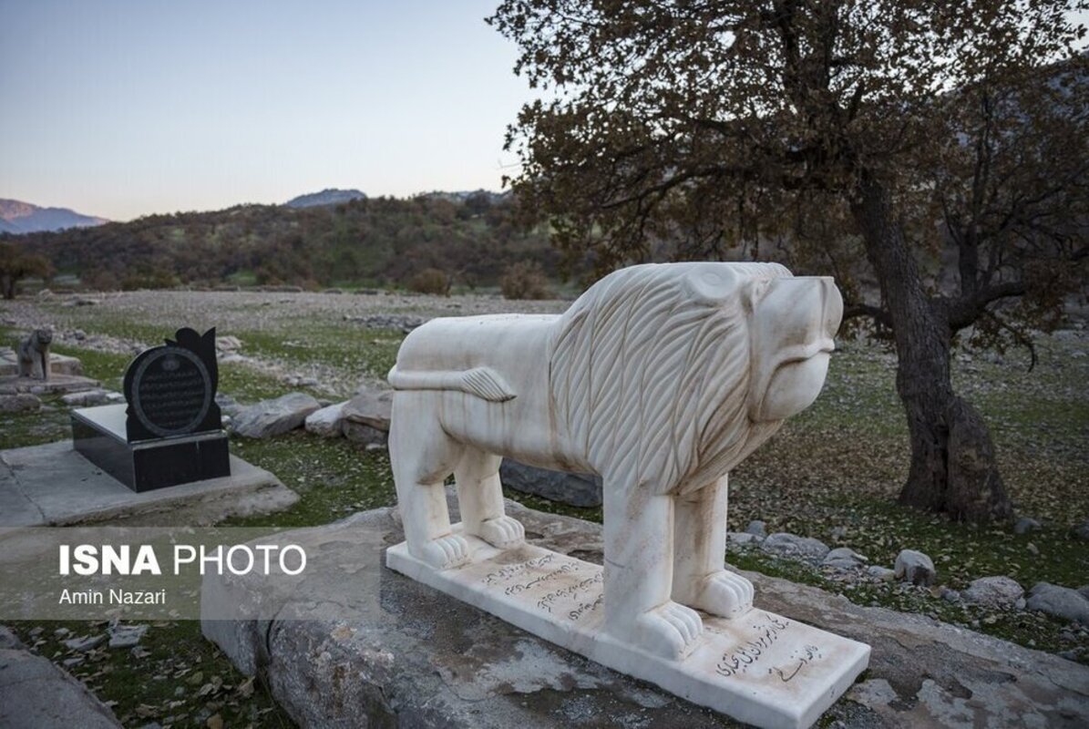 قبرستان شیرسنگی دورک در منطقه احمد فداله دزفول