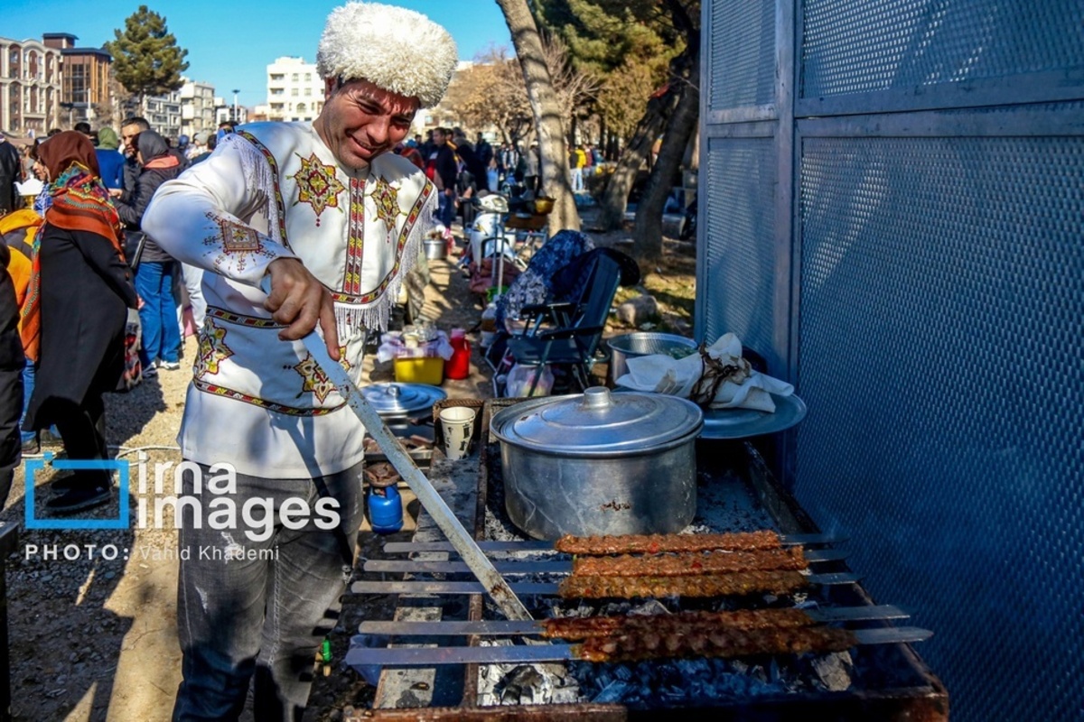 جشنواره غذا‌های سنتی