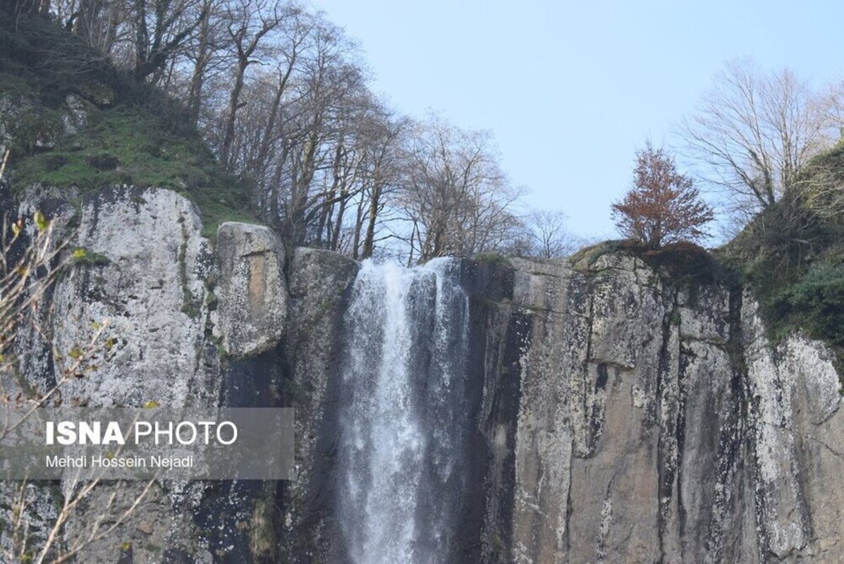 آبشار لاتون در آستارا