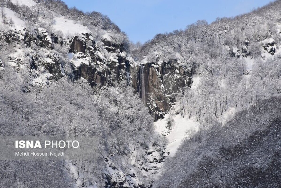آبشار لاتون در آستارا