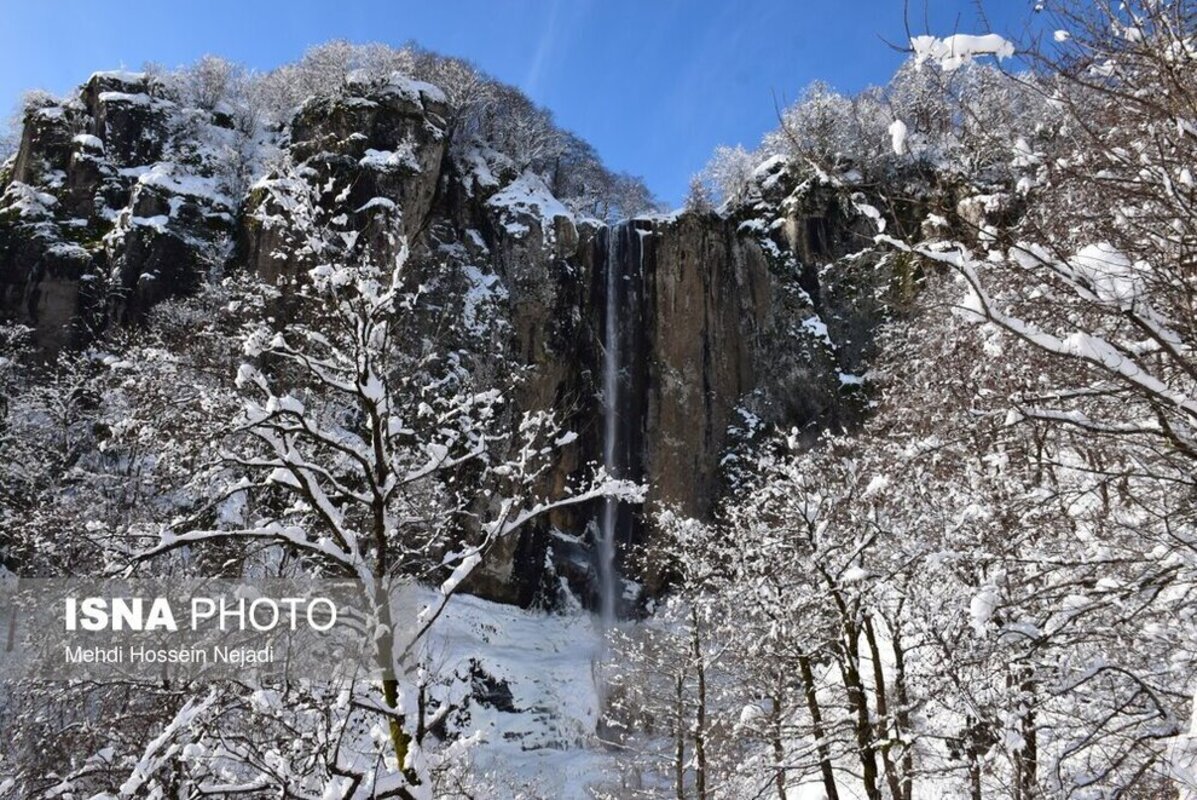 آبشار لاتون در آستارا
