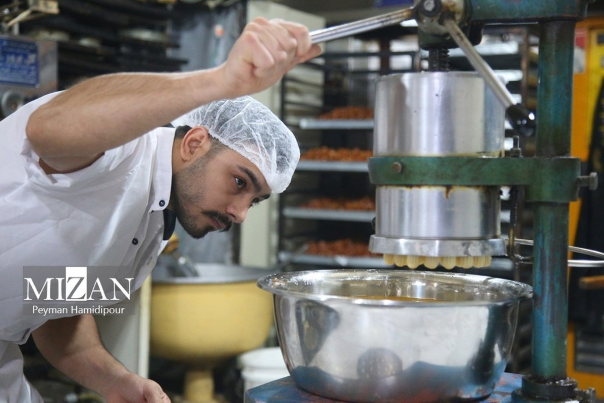 پخت زولبیا و بامیه