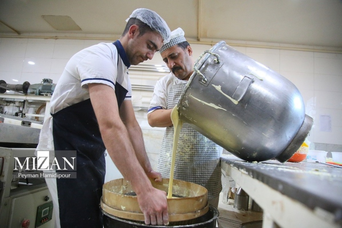 پخت زولبیا و بامیه