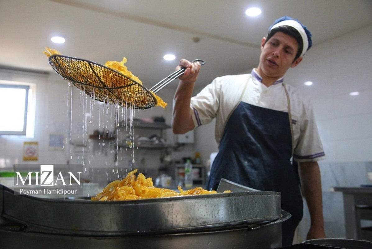 پخت زولبیا و بامیه