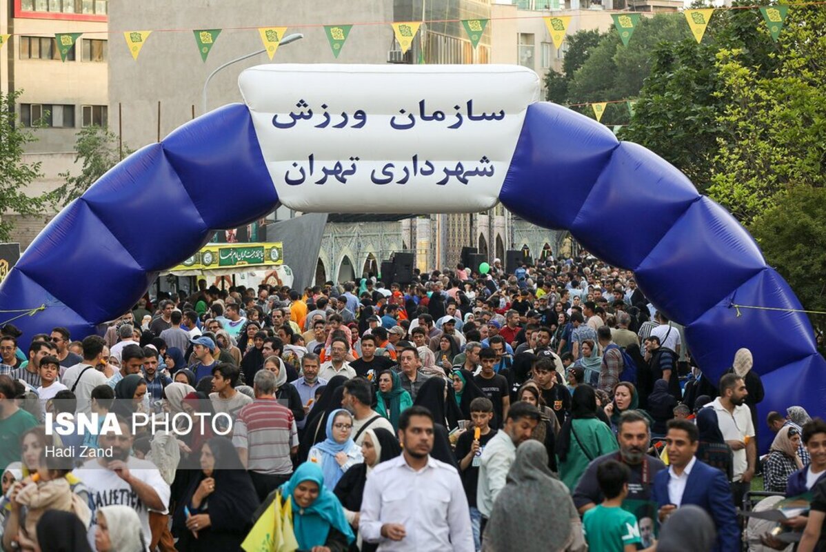 اجتماع ۵ کیلومتری امام رضایی‌ها در تهران