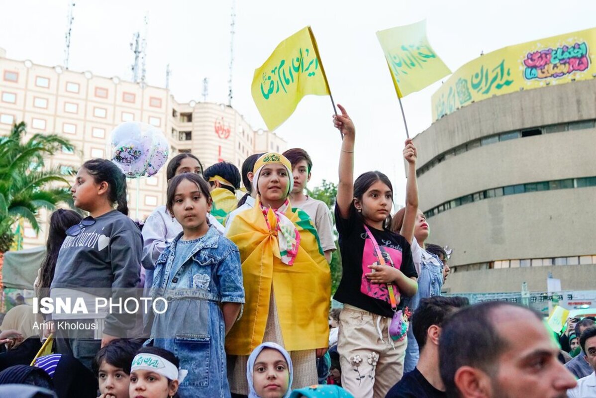 اجتماع ۵ کیلومتری امام رضایی‌ها در تهران