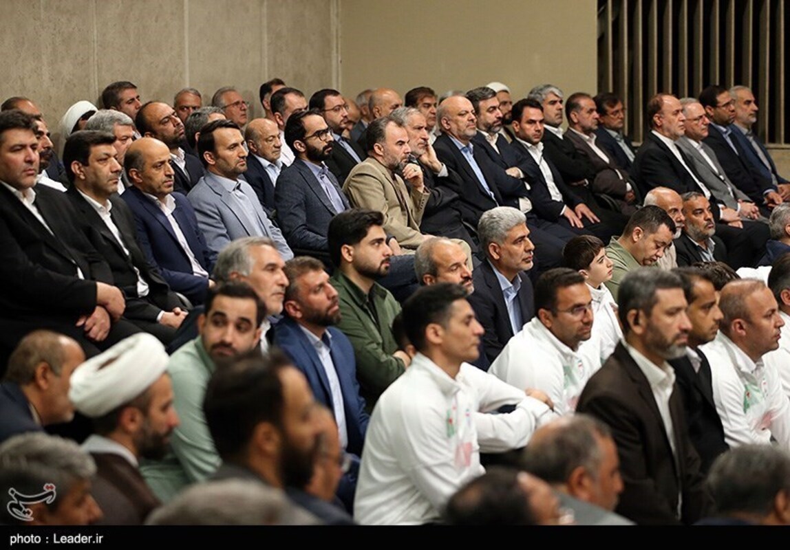 دیدار معلمان با رهبری