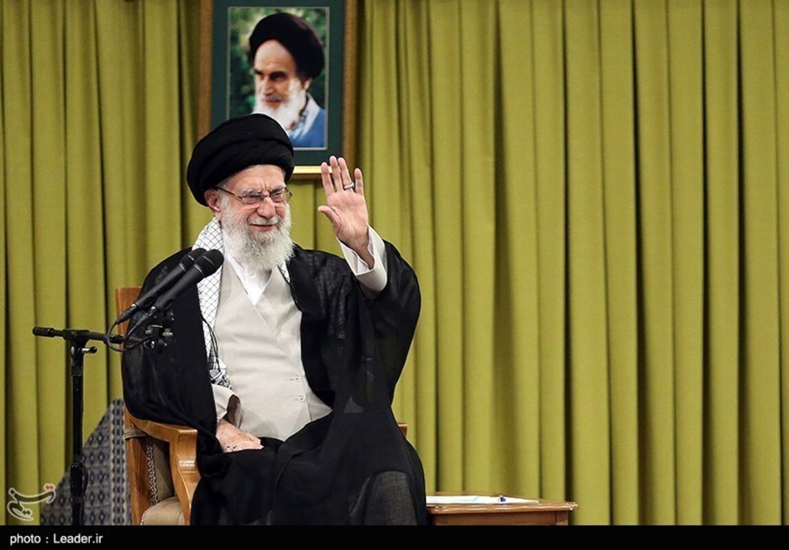 دیدار معلمان با رهبری