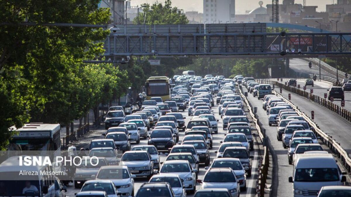 تهران راس ساعت ۶:۰۰ صبح