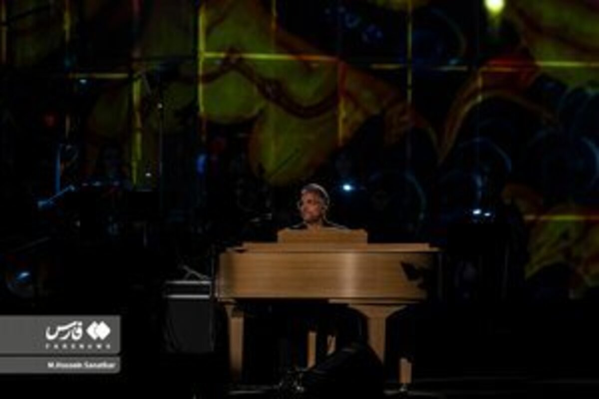 اولین شب کنسرت علیرضا قربانی در ورزشگاه آزادی