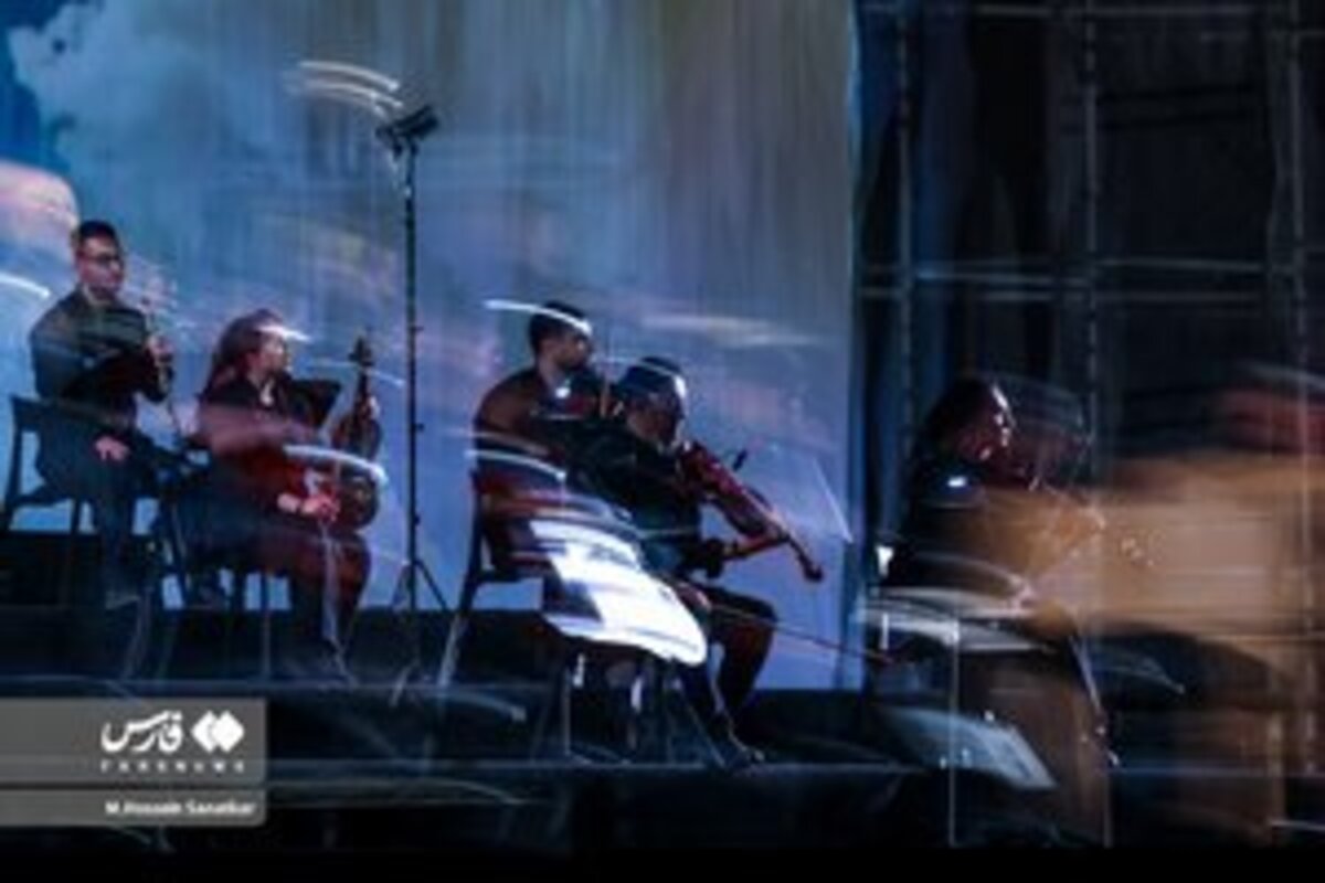 اولین شب کنسرت علیرضا قربانی در ورزشگاه آزادی