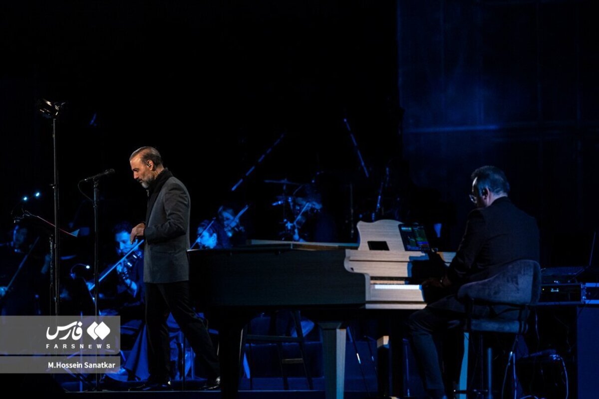 اولین شب کنسرت علیرضا قربانی در ورزشگاه آزادی