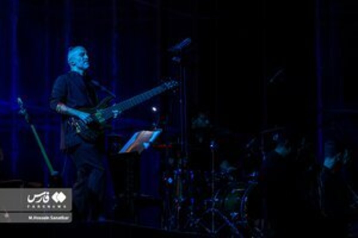 اولین شب کنسرت علیرضا قربانی در ورزشگاه آزادی