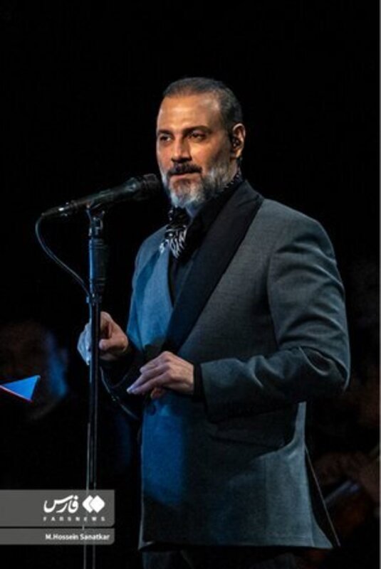 اولین شب کنسرت علیرضا قربانی در ورزشگاه آزادی